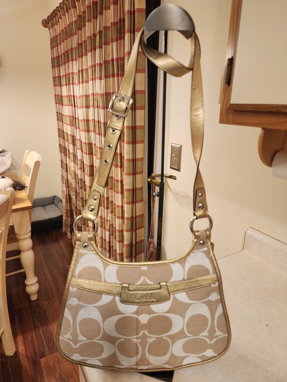 Coach Signature Ergo/Penelope Shantung Hobo bag in khaki jacquard with metallic